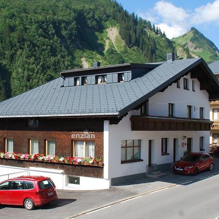Hotel Garni Enzian Damuels Exterior photo