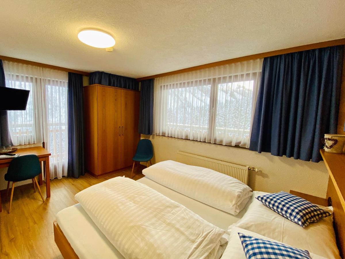 Hotel Garni Enzian Damuels Exterior photo